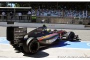 Senna expecting to keep HRT seat for now