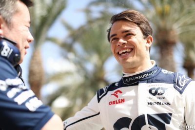 De Vries admet être ’un rookie’ au statut particulier en F1