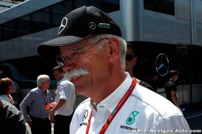 Ferrari win ’good for F1’ - Zetsche