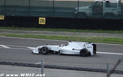 Pirelli satisfaite de ses premiers essais