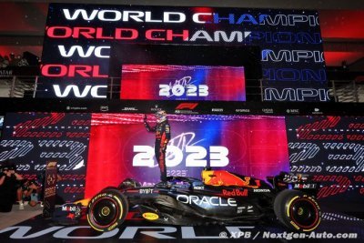 ’Fantastique’, ’incroyable’&nbsp;: Verstappen savoure son 3e titre mondial en F1