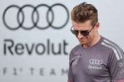 Hulkenberg laughs off Sainz-to-Audi rumours
