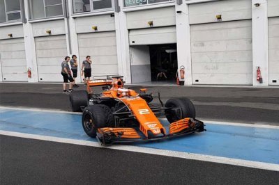 Vandoorne ajoute 117 tours de plus au compteur de Pirelli