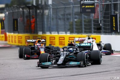 Bottas influencé par une discussion avec Verstappen avant le départ en Russie