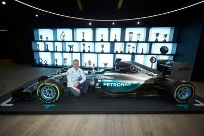 Official: Bottas joins Mercedes for 2017