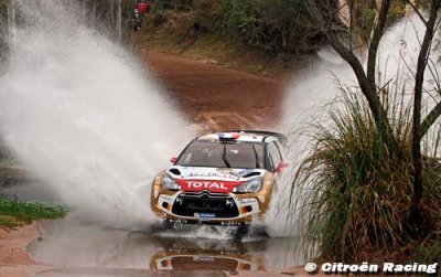 Sébastien Loeb file tout droit vers une nouvelle victoire