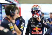 Verstappen n'a 'plus besoin de conseils' et 'dirige en pratique l'équipe' selon Marko