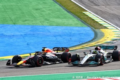 Hamilton&nbsp;: L’accrochage avec Verstappen ’montre que je suis une cible’