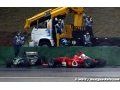 Brazil moves tractor after Bianchi crash