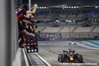 Horner heureux de la victoire de Red Bull, prometteuse pour 2021