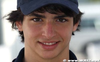 Le petit Sainz sur les pas de son père