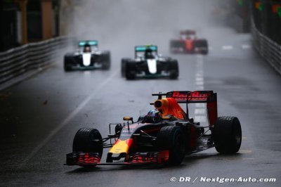 Ricciardo livid after another Red Bull bungle