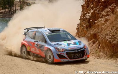 ES4&nbsp;: Neuville prend la tête, problème de batterie pour Meeke