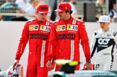 Sainz a closer teammate than Vettel - Leclerc