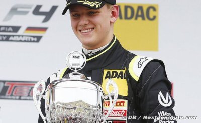 Kehm&nbsp;: Mick Schumacher ne pense pas encore à la F1