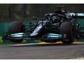 Red Bull a demandé à la FIA d'inspecter l'aileron avant de Mercedes