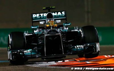 Hamilton a cassé un triangle de suspension en qualification
