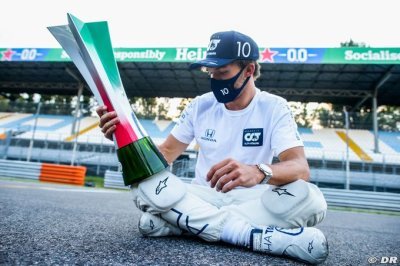 Gasly remercie son ’petit ange’ qui l’a protégé durant les derniers tours face à Sainz