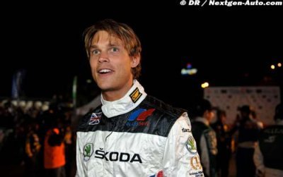 Mikkelsen retient le positif des Canaries