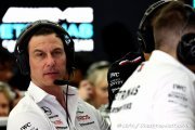 Wolff not confirming Hamilton-Shakira rumours