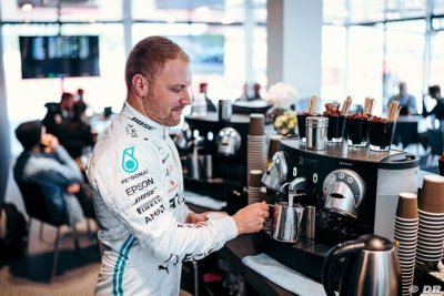 Bottas must ’destabilise’ Hamilton - Rosberg