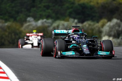 Istanbul, FP1: Hamilton quickest in FP1 for Turkish Grand Prix