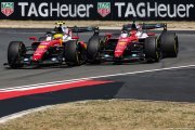 Leclerc assure que les luttes en piste 'ne sont pas artificielles' depuis le cockpit