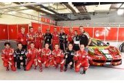 Alonso visits Ferrari sports car team in Bahrain