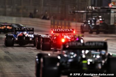 F1 CEO hits back at sprint qualifying cost debate