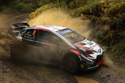 Wales Rally GB, SS2-3: Tänak storms clear
