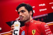 Williams F1 : Hill 'serait surpris' que Sainz ait un contrat de numéro 1