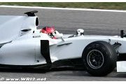Pirelli tyres are improving - Grosjean