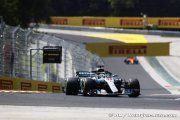 Hamilton s'impose en Hongrie, Bottas offre un double podium aux Ferrari
