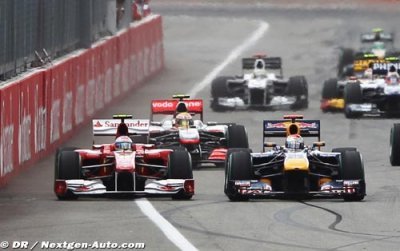 Les rivaux de Red Bull mettent la pression