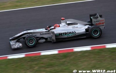 Germans not predicting Schumacher title in 2011