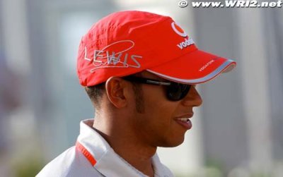 Hamilton ’welcome’ to keep up pace at finale - Alonso