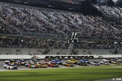 Ricciardo ’rêve’ du Daytona 500 mais pense qu’il aurait ’la trouille’