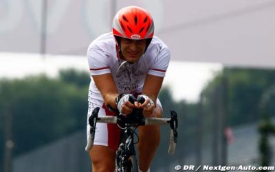 Football’s Klinsmann more impressed with F1 fitness