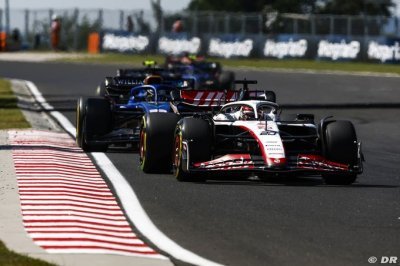Steiner : Haas F1 ’pourrait finir en tête du milieu de peloton’ en 2024
