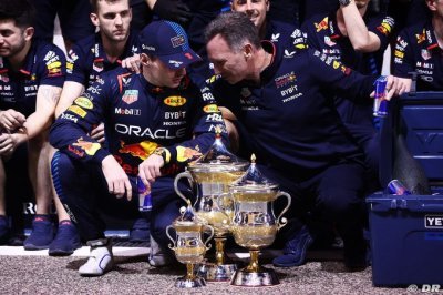 Jos Verstappen&nbsp;: Red Bull est engagée dans ’une lutte pour le pouvoir’