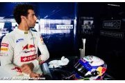 Daniel Ricciardo frustrated after a tough Bahrain Grand Prix