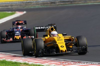 FP1 & FP2 - Malaysian GP report: Renault F1
