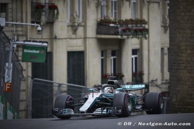 Mercedes concède la défaite en qualifications mais veut jouer la victoire
