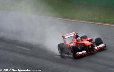 Barcelone L1 : Alonso devant Massa