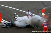 Lauda pressures Lowe after Hamilton fire