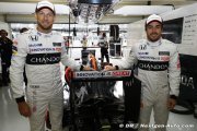 Les pilotes McLaren jugent le duel entre Rosberg et Hamilton