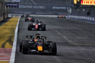 Verstappen se félicite d’une ’très bonne course’ après avoir enfin conquis Singapour
