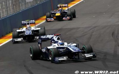 Williams confirme les échappements bas pour Silverstone