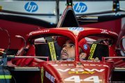 Hamilton explique son irrégularité au volant de la Ferrari SF-25
