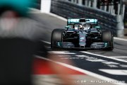 Mercedes a été 'un peu optimiste' sur les radiateurs de la W10